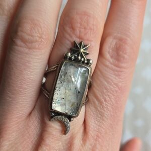 Dark Fawn Jewlery Medusa Quartz Ring